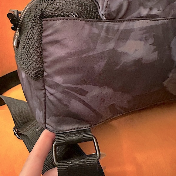 Victoria's Secret Purple Zebra Camo Cinch-Top Backpack 🎆 - Picture 10 of 17